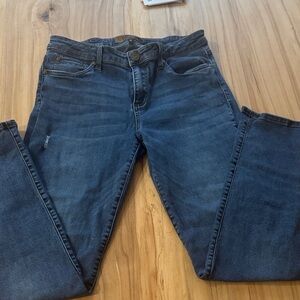 Kut Women’s Skinny Jeans Size 10 short or ankle rise